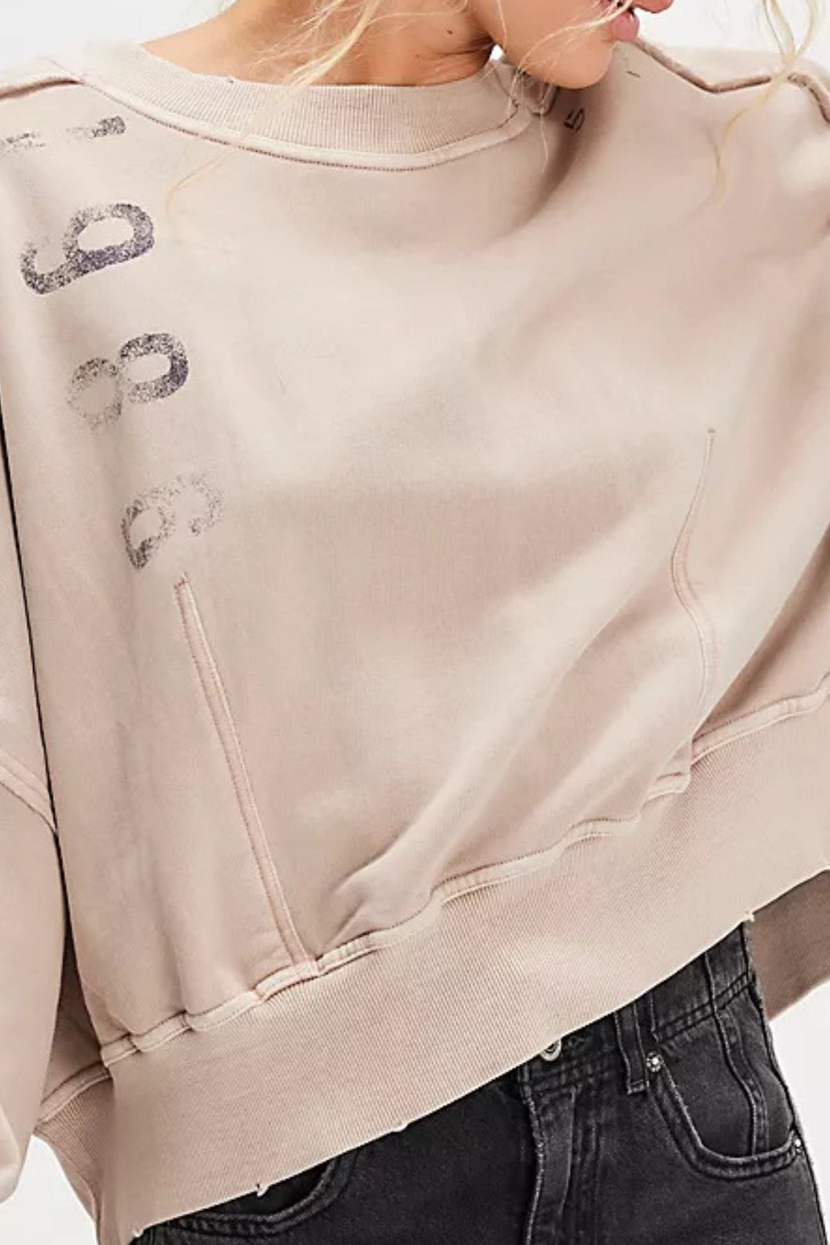 Graphic Printed Dropped Shoulder Sweatshirt