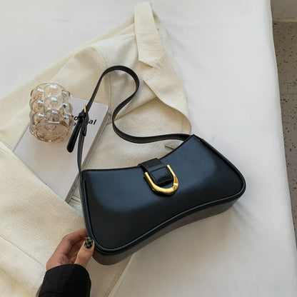Women Leather Saddle Buckle Shoulder Bag black