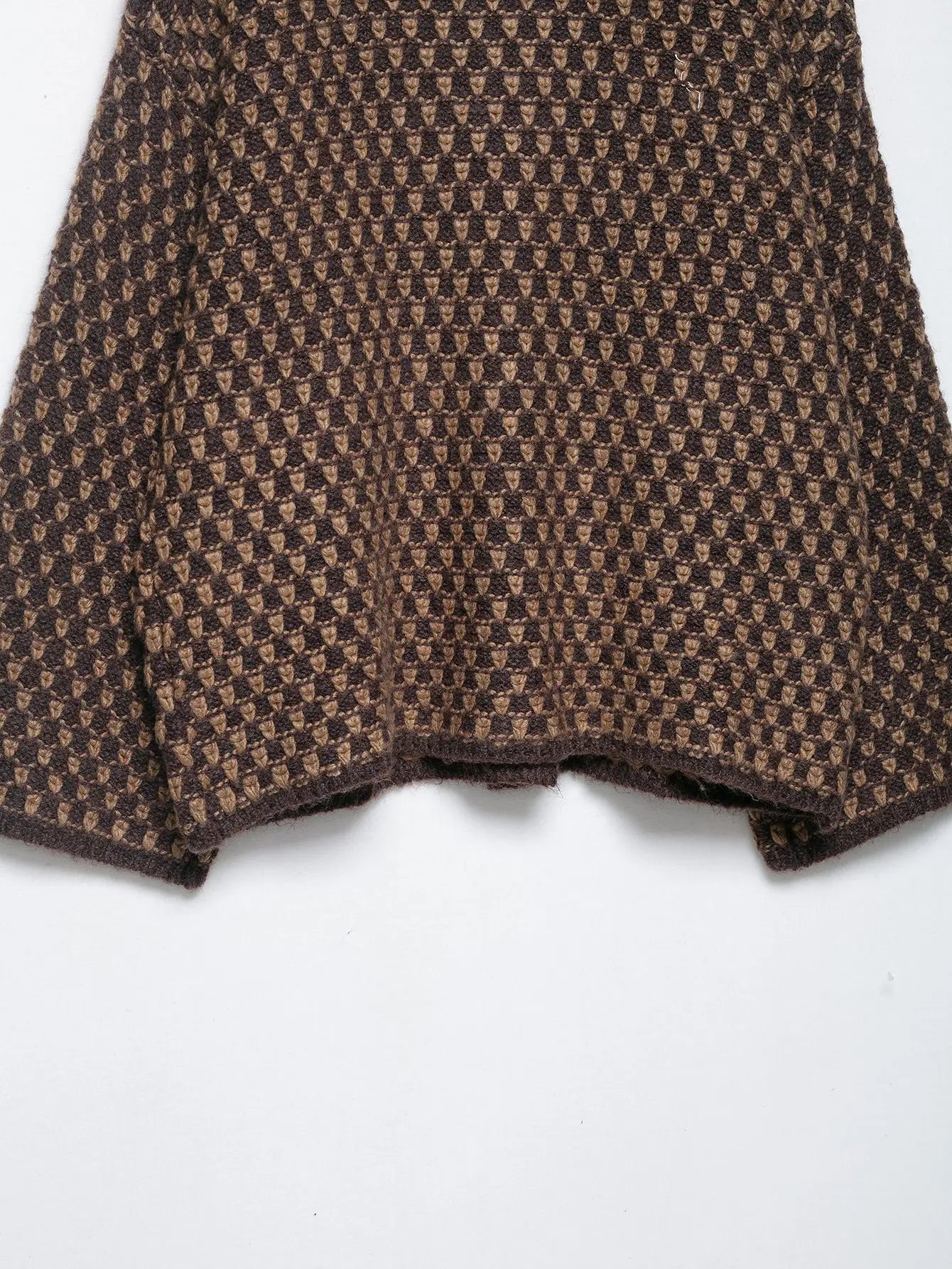 Women Oversized Knitted Jacket | Large Collar | Street Style | Geometric Pattern