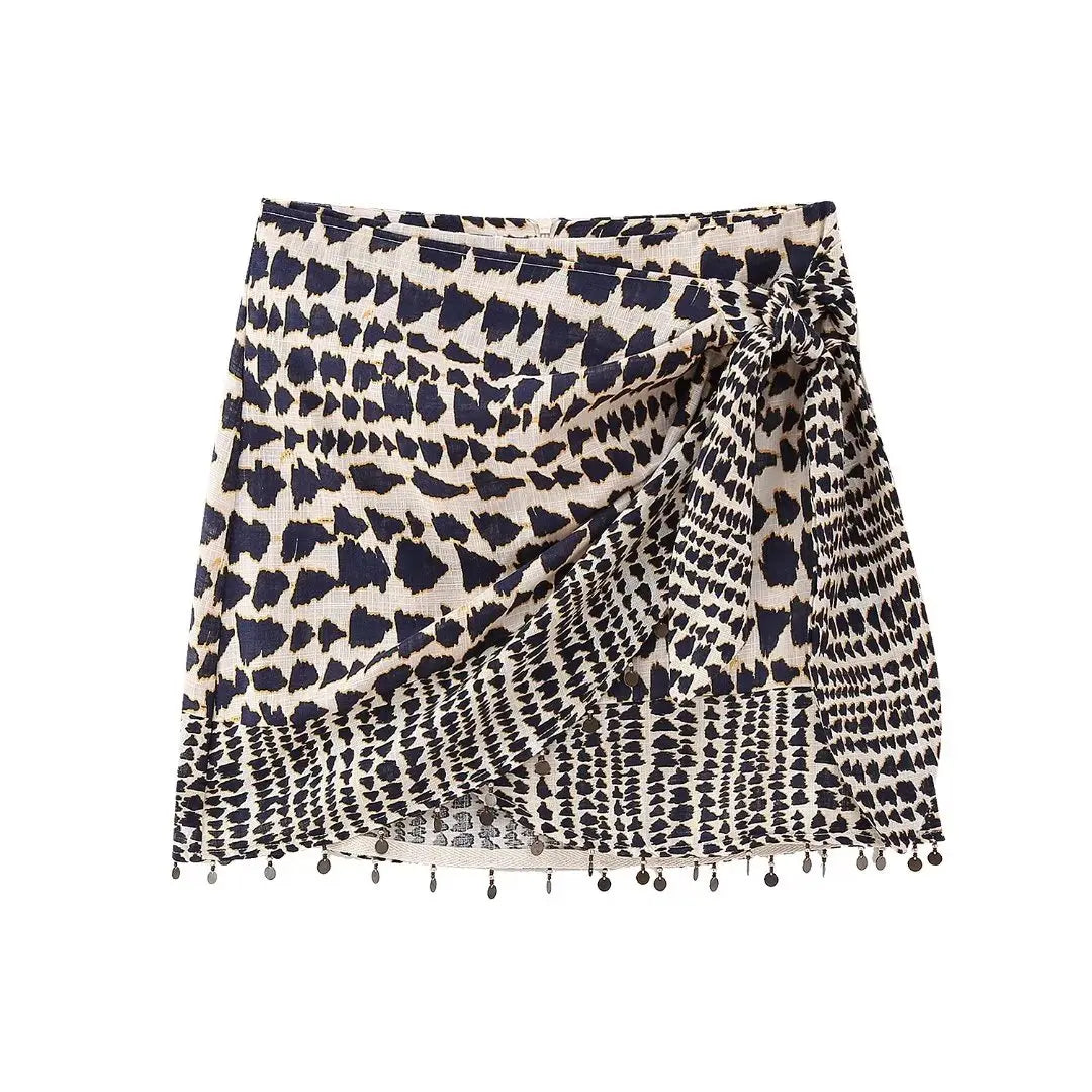 Women Vintage Geometric Print Knotted Mini Sarong Skirt | Beading Tassel Black and White L