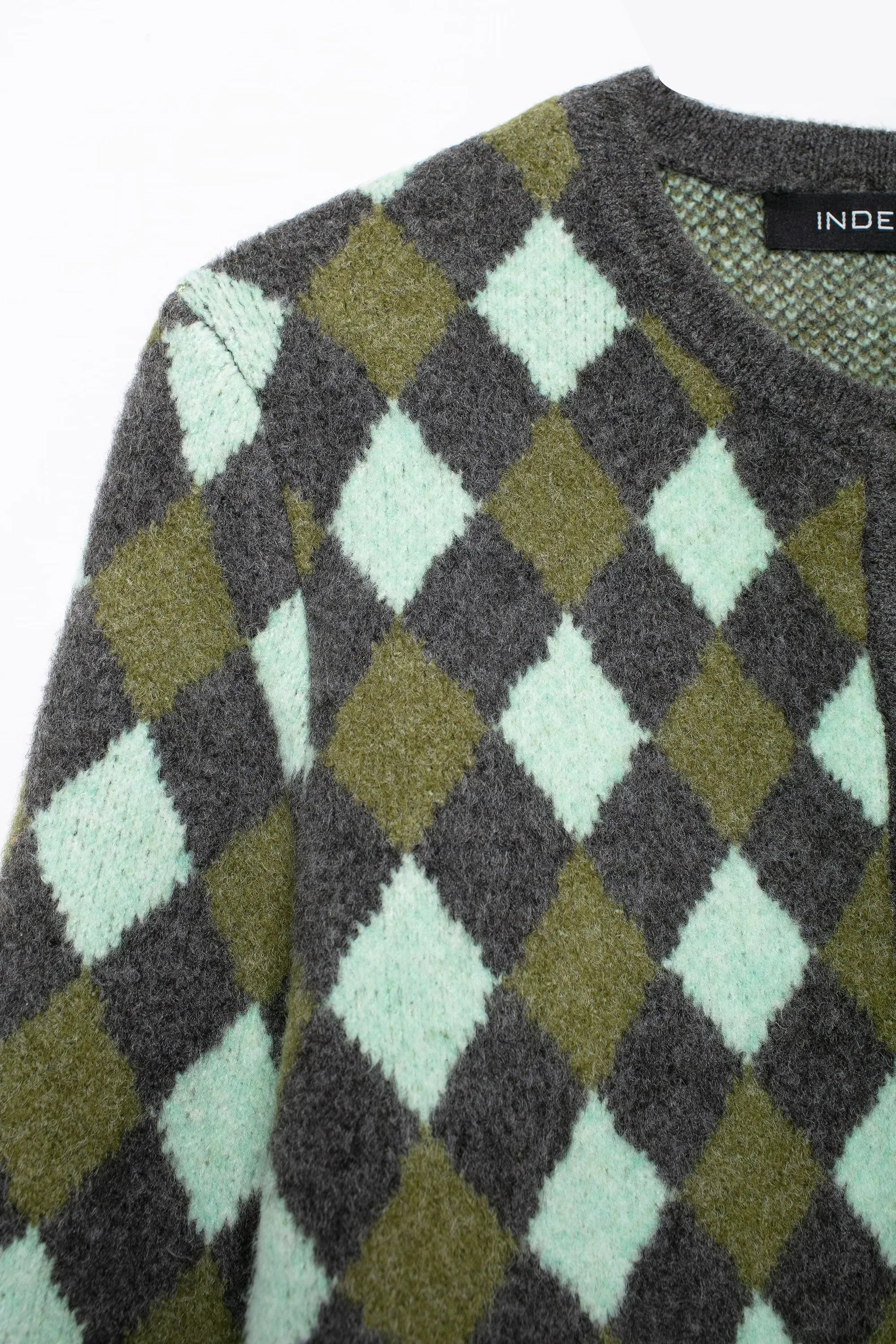 Women Vintage Argyle Sweater | Long Sleeve | Pockets | Knitted Cardigan