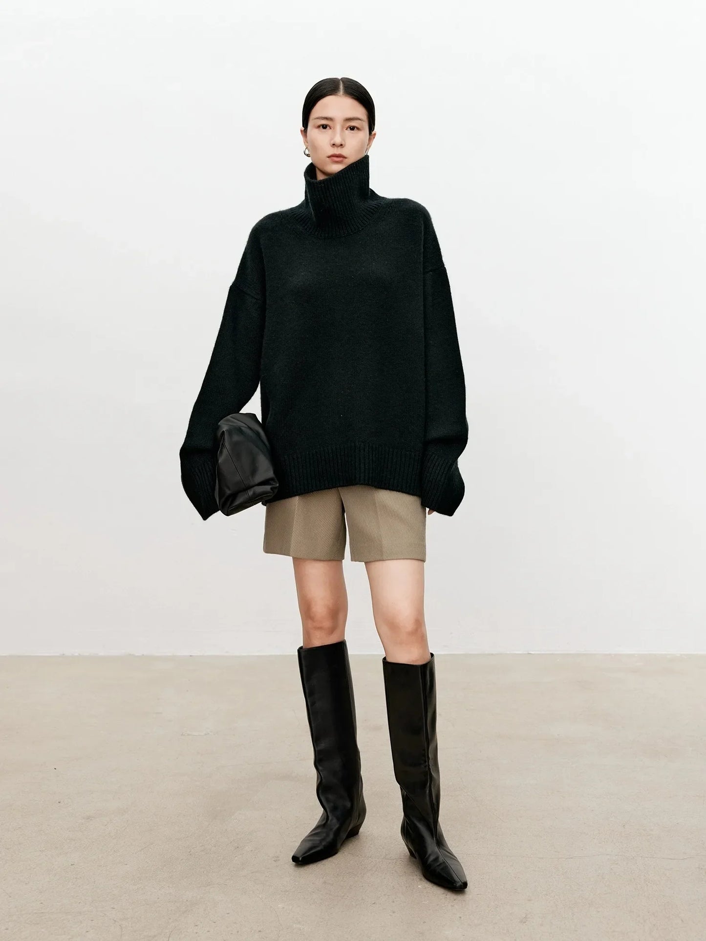 Women Soft Cashmere Sweater | Loose and Thick Turtleneck Pullover Knit black