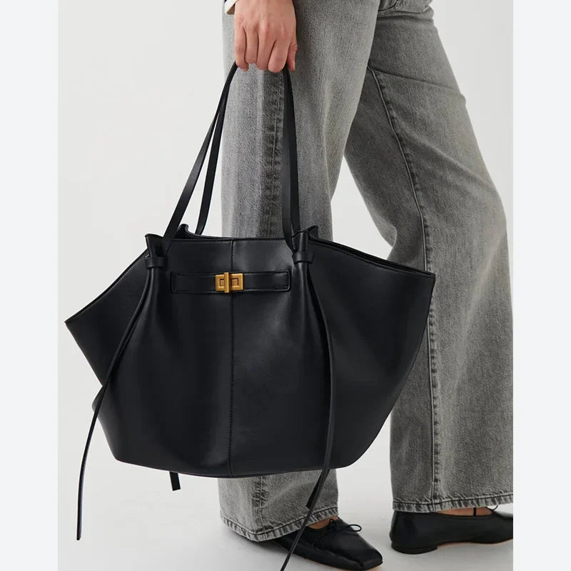 Women Large-Capacity Hand Bag | Metal Lock | Tote Bag | Shoulder Bag Black
