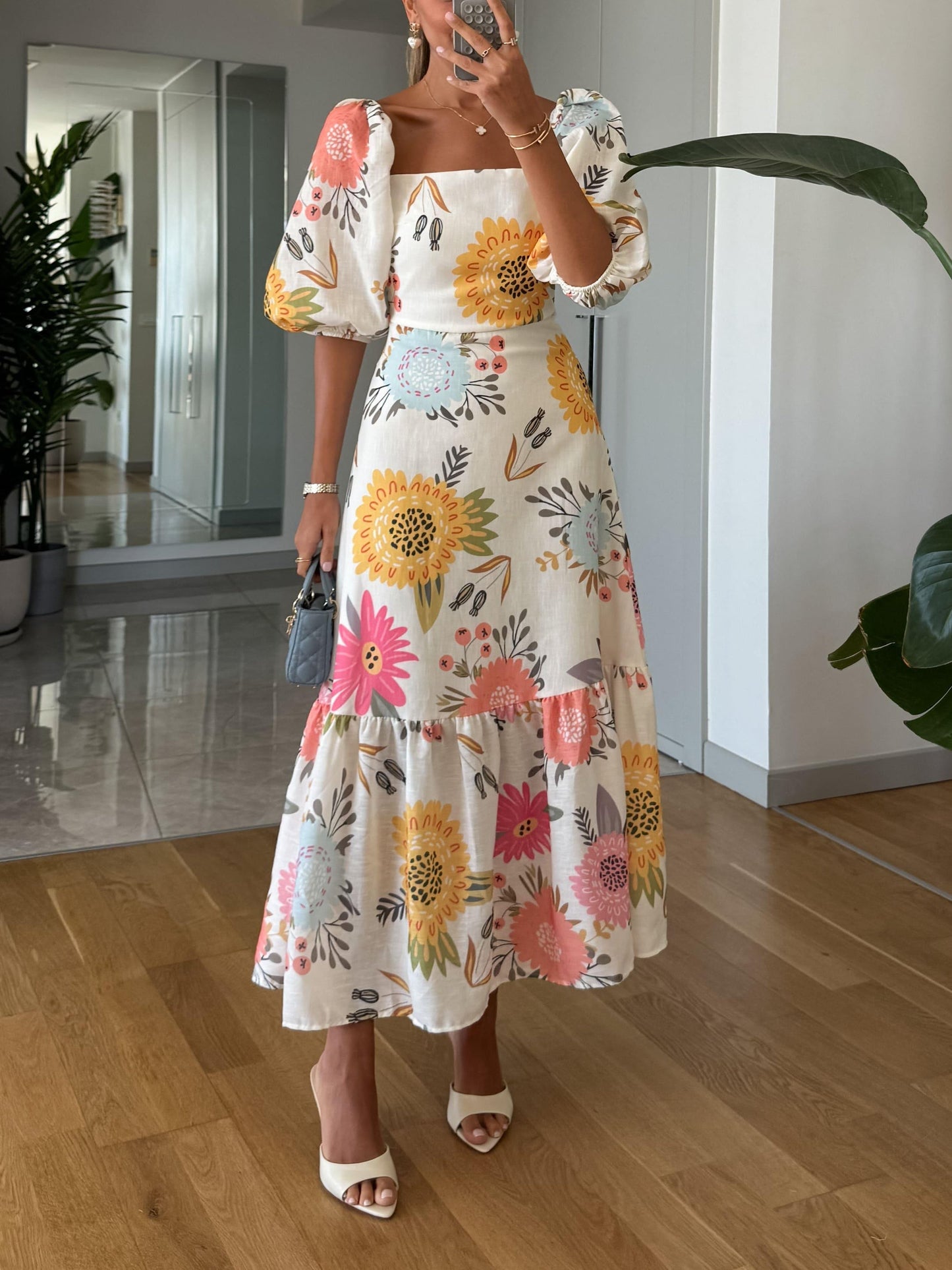 Avery™ | Square Neck Floral Print Puff Sleeve Midi Dress