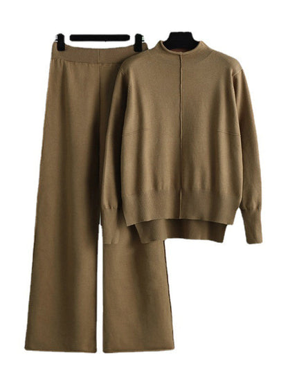 Ensemble deux pièces élégant avec pull à manches longues, col roulé et pantalon large 
