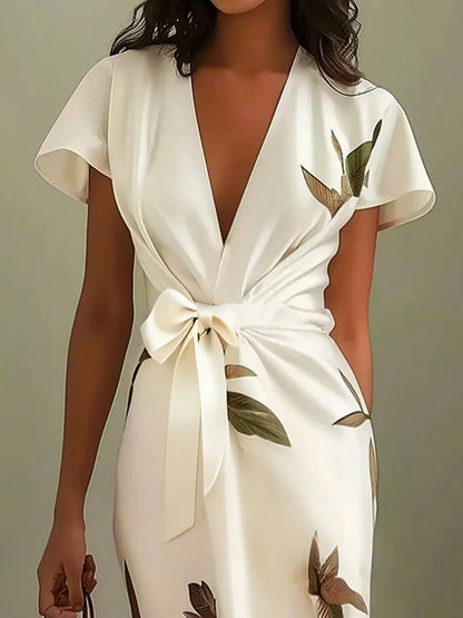 Robe mi-longue asymétrique plissée à manches raglan et col en V 