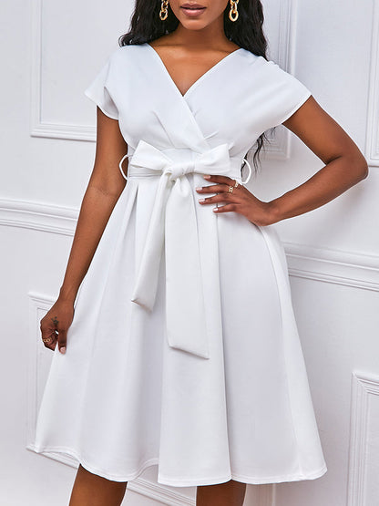 Einfarbige Midikleider mit Schleife und V-Ausschnitt 