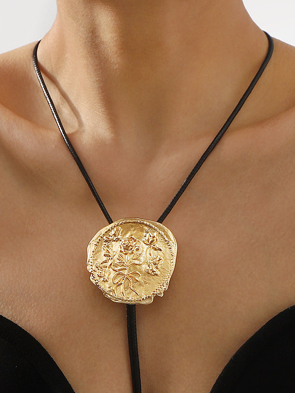 Colliers géométriques réglables et accessoires 