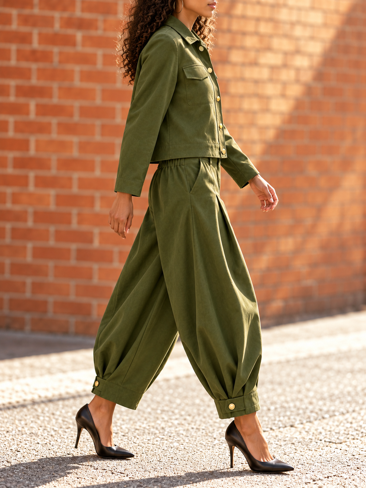 Split-Joint Solid Color Pockets Buttoned Long Sleeves Cropped Lapel Outerwear