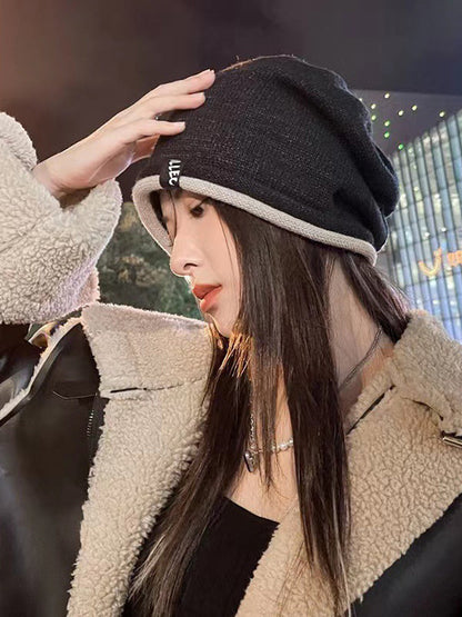 Bonnets tricotés plissés à joint fendu 