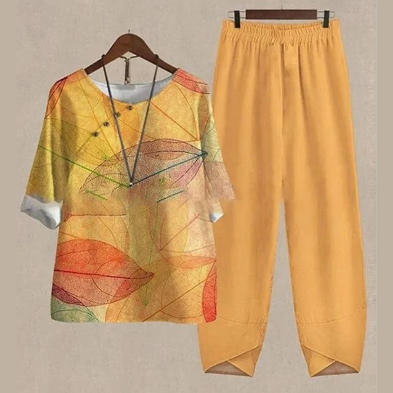 Aveline | Women's Butterfly Print 2-Piece Top & Pants Set