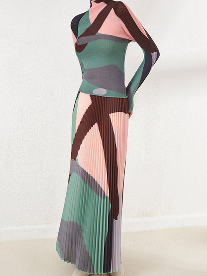 T-Shirts mit langen Ärmeln und kontrastfarbenem, plissiertem Stehkragen 