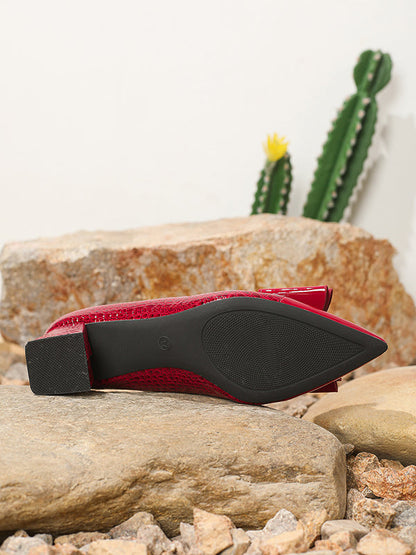 Escarpins brillants à bout pointu et nœud papillon 