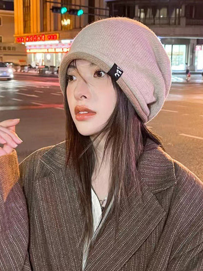 Bonnets tricotés plissés à joint fendu 