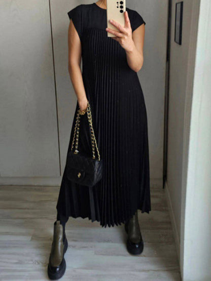 A-Line High Waisted Pleated Pockets Solid Color Split-Joint Round-Neck Maxi Dresses