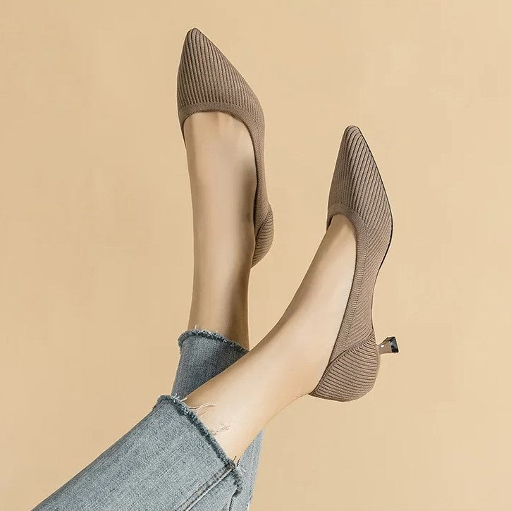 Carinne | Women's Pointed Toe Kitten Heel Pumps