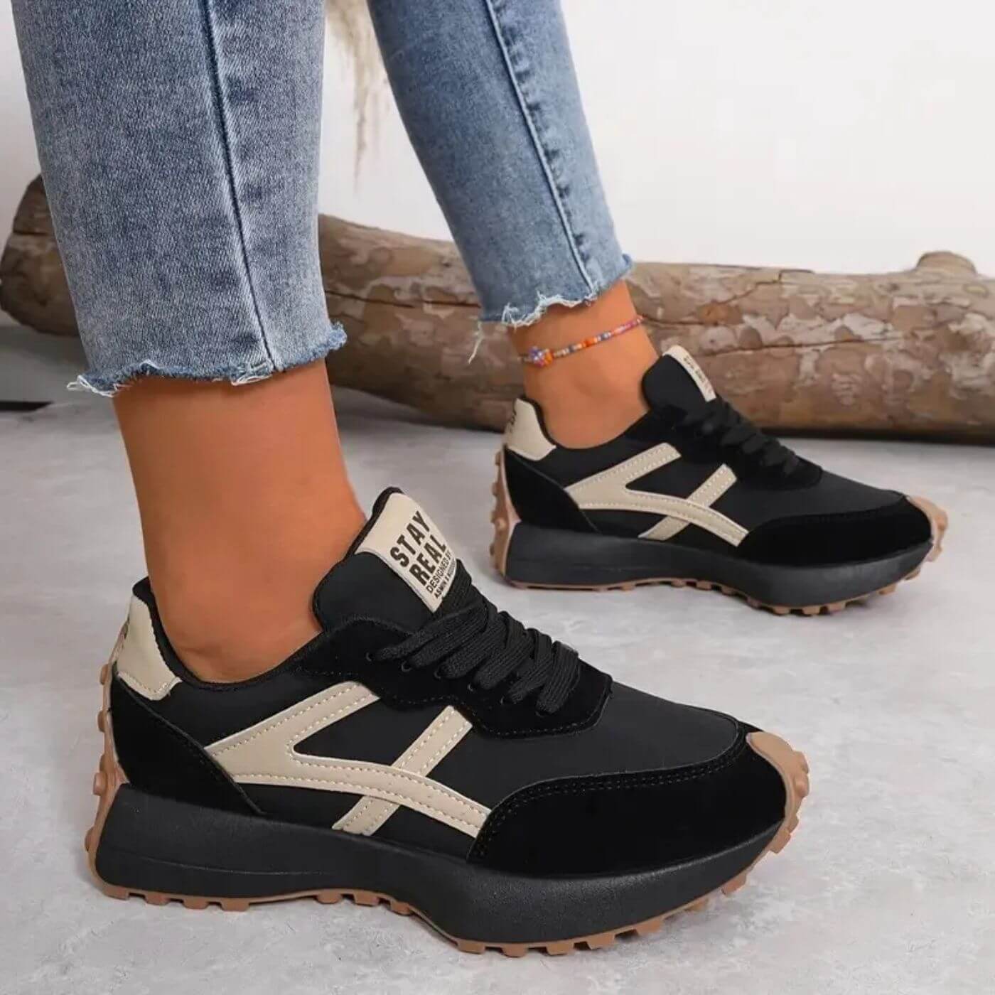 Reeve | Women's Retro Runner Sneakers Lace-Up Casual Athletic Shoes