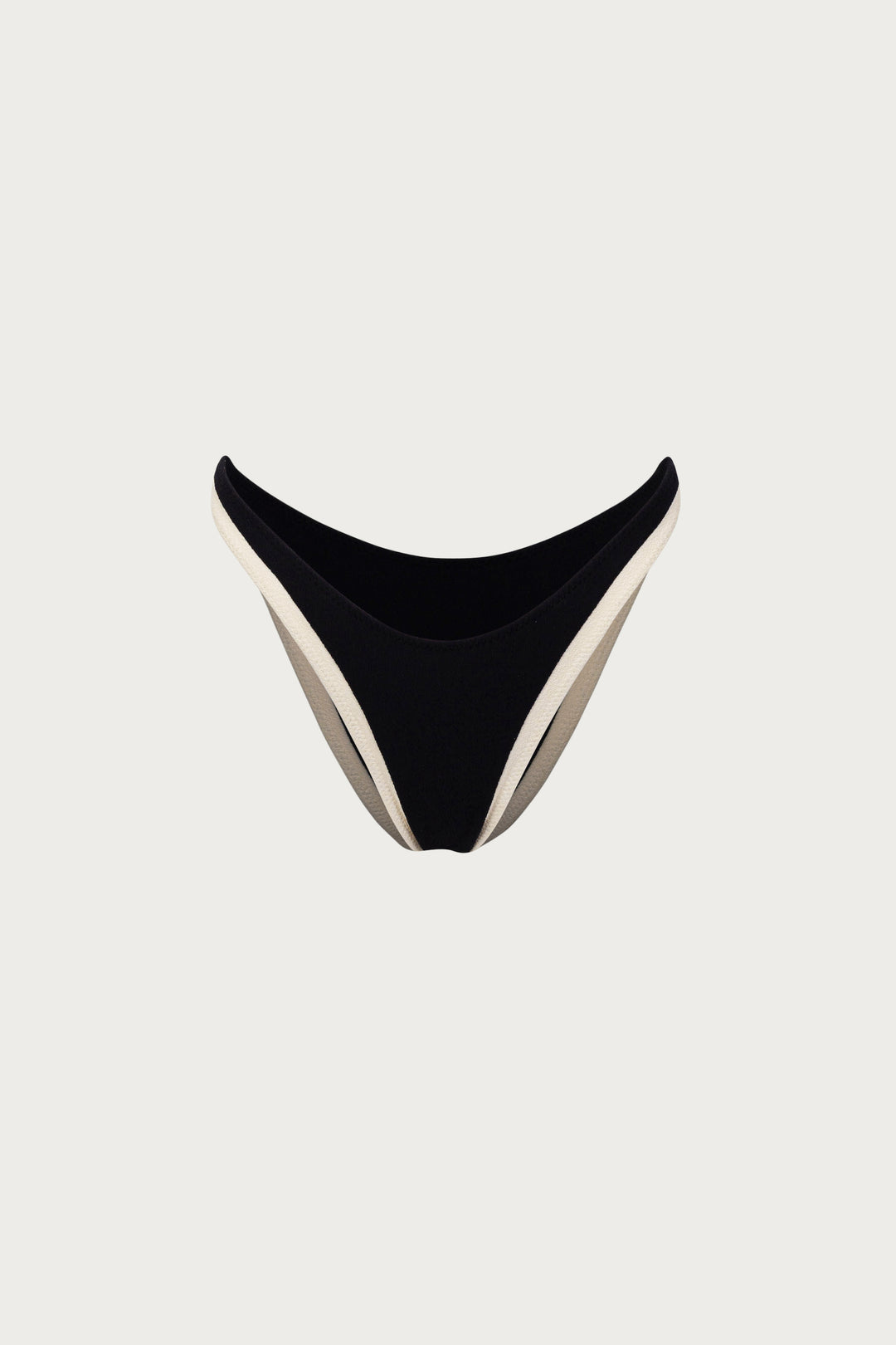 Bikini with contrasting edge
