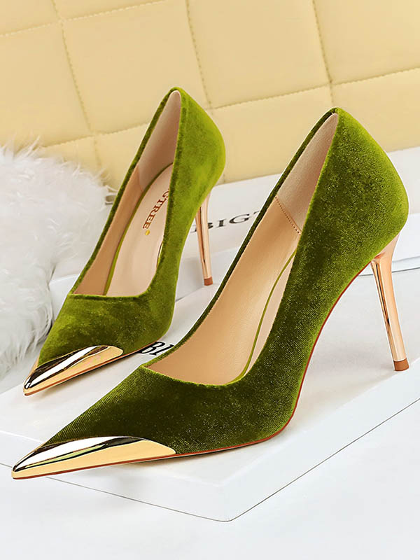 Pointed-Toe Shallow Cut Split-Joint Pumps GREEN