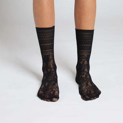 Peony Lace Crew Socks