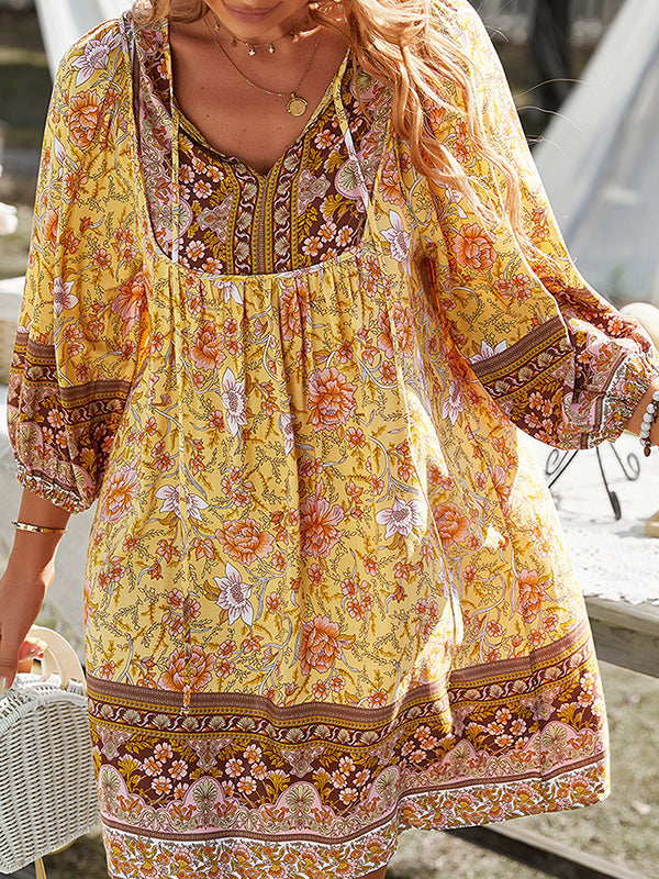 A-Line Loose Contrast Color Flower Print Pleated V-Neck Mini Dresses