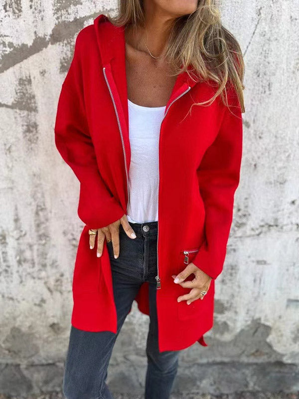 Oberbekleidung mit Kapuze, langen Ärmeln, Taschen, einfarbigem Reißverschluss und geteiltem Gelenk 