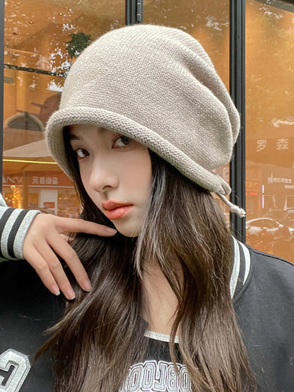 Einfarbige Strickmütze mit Kordelzug zum Warmhalten 