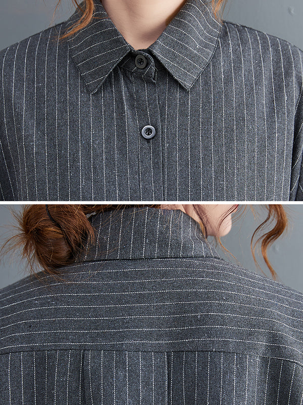 Lockeres, gestreiftes, langes Kleid aus Gaze mit geteiltem Revers 