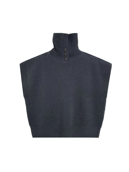 Haut sans manches ample à col montant et boutons 