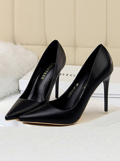 Pointed-Toe Solid Color Pumps