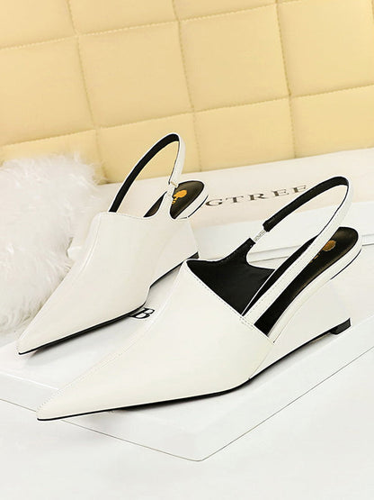 Escarpins à bout pointu et à joint fendu 