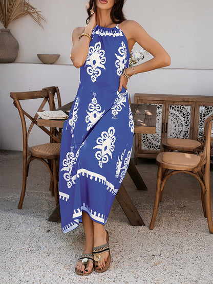 A-Line Loose Contrast Color Halter-Neck Maxi Dresses