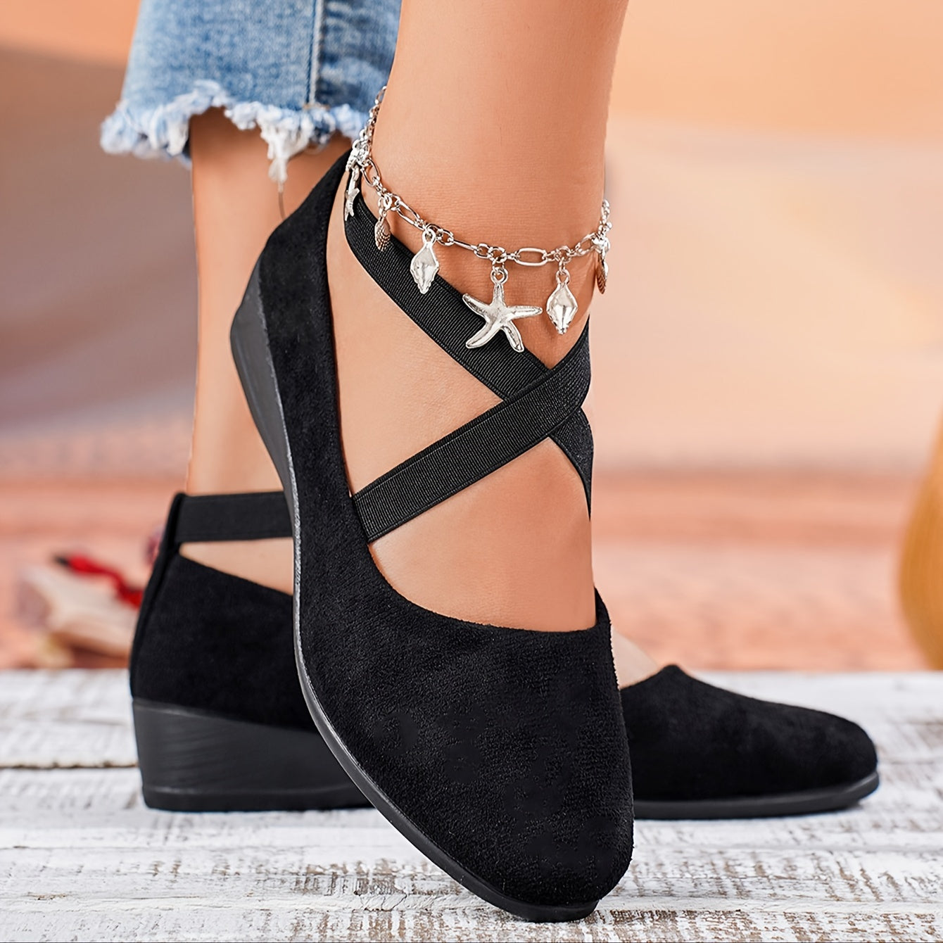 Luelle | Women's Crossover Strap Low Wedge Shoes